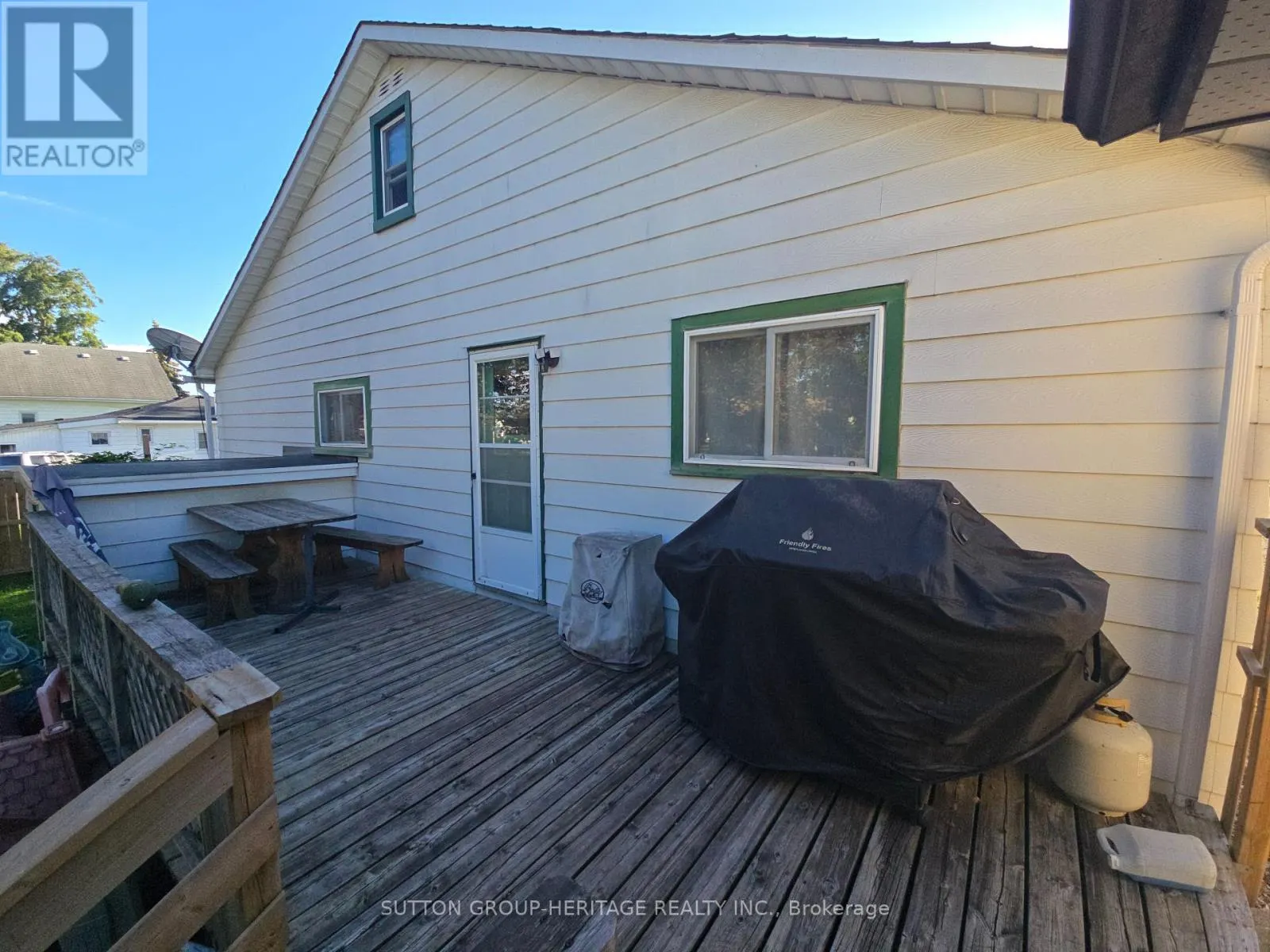 253 SIDNEY STREET