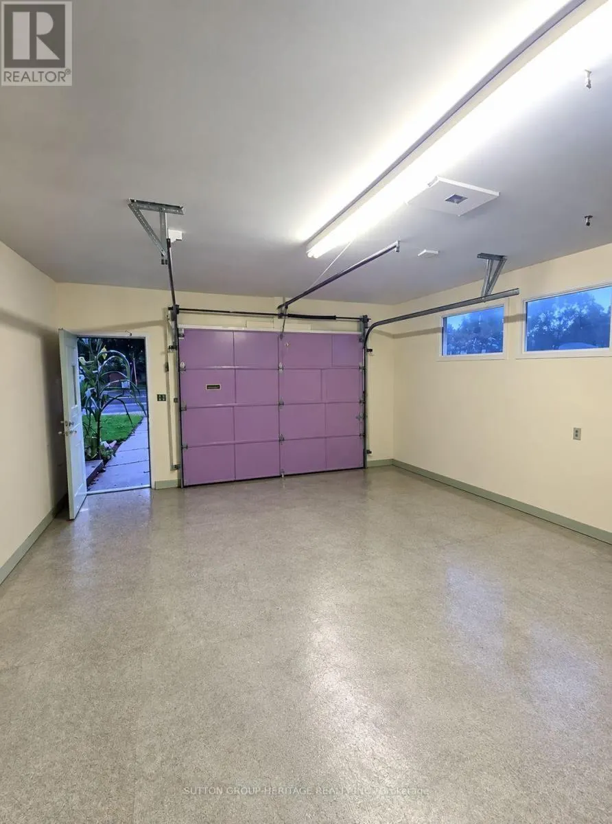 253 SIDNEY STREET