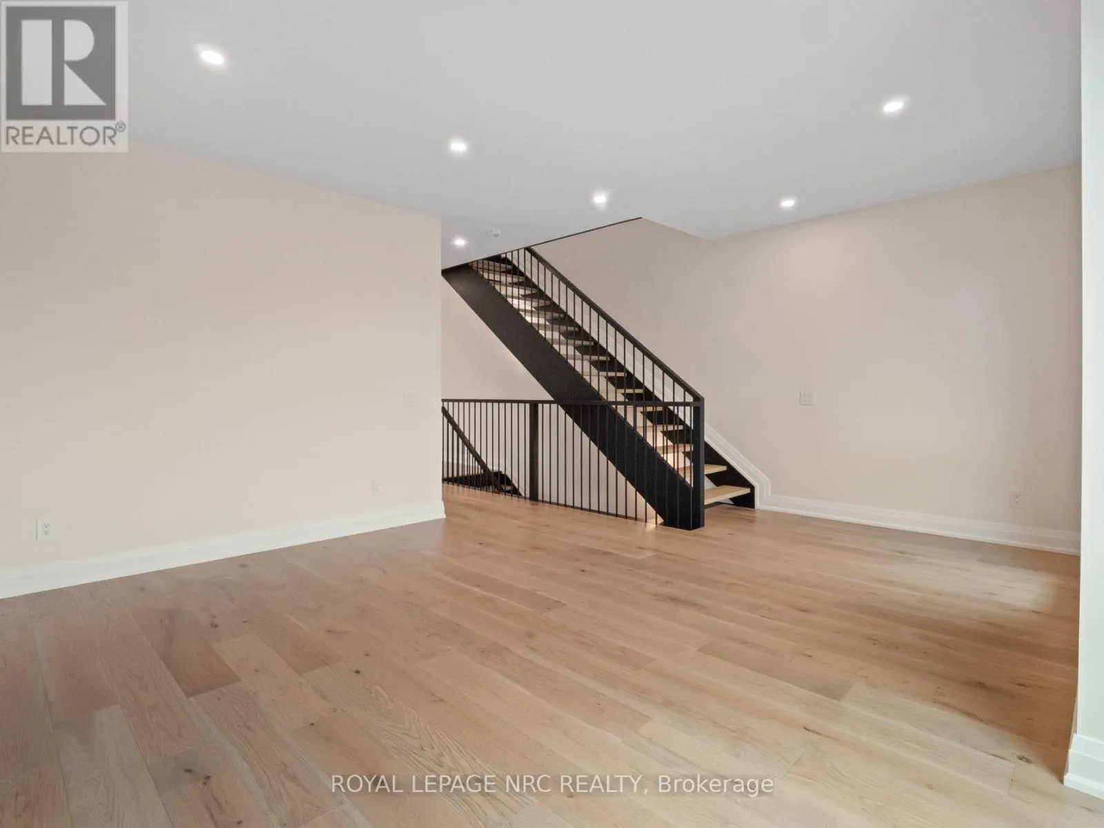 G - 153 PORT ROBINSON ROAD #G