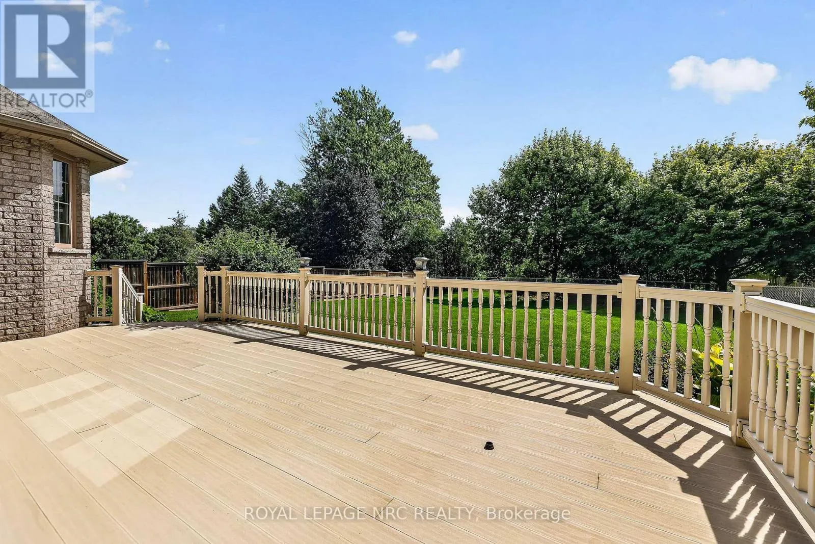 400 LAKEVIEW DRIVE