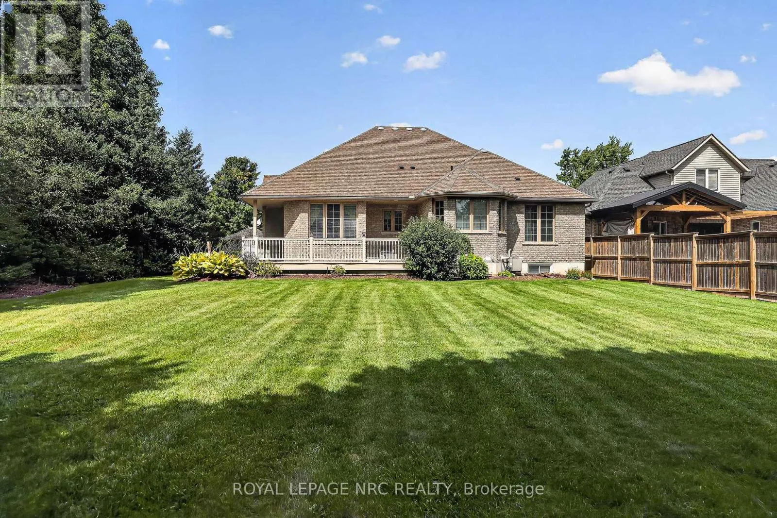 400 LAKEVIEW DRIVE