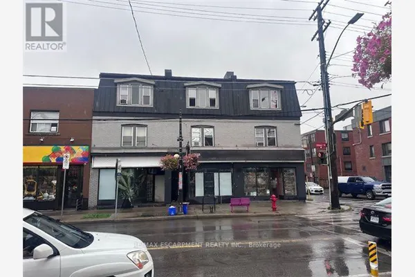 182 OTTAWA STREET N