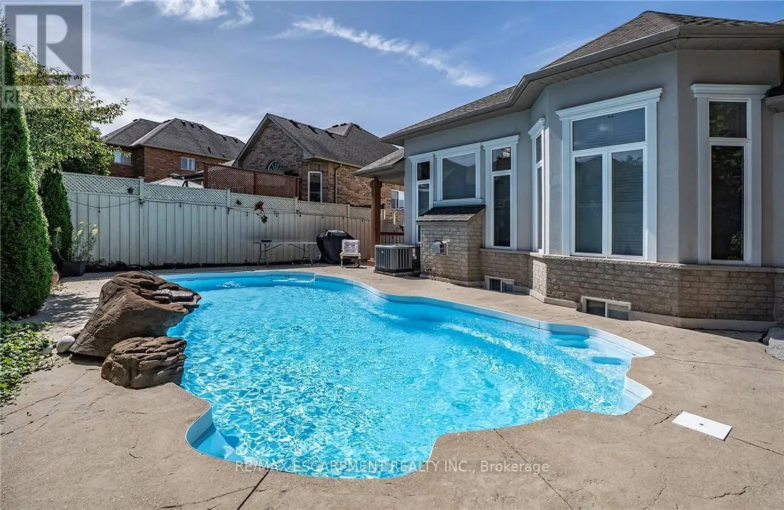 151 MOORE CRESCENT
