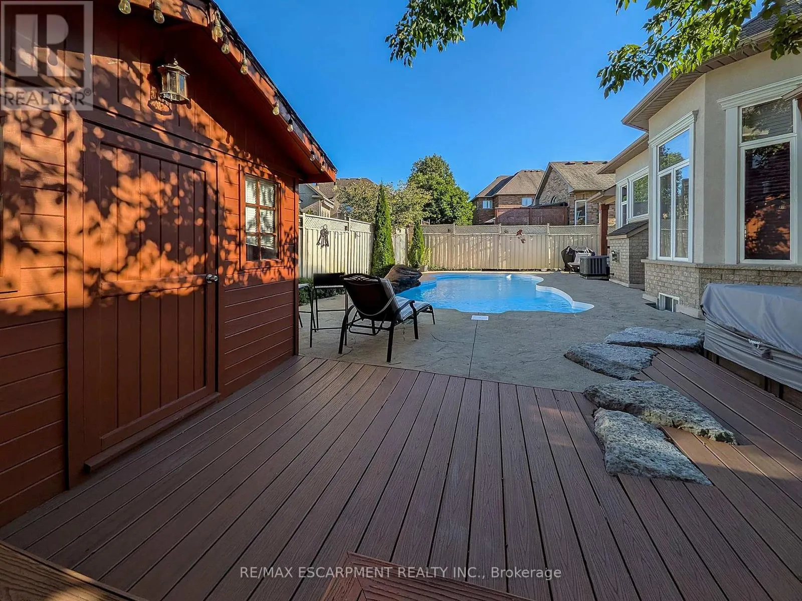 151 MOORE CRESCENT