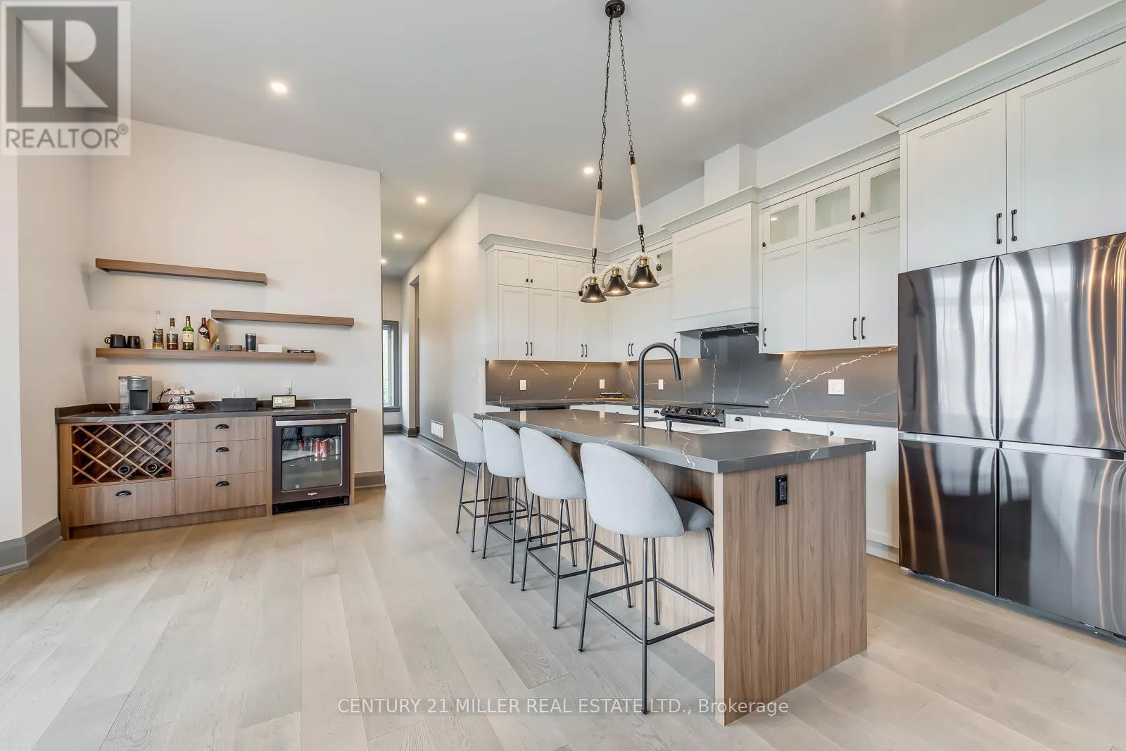 6 - 4805 MUSKOKA DISTRICT 169 ROAD