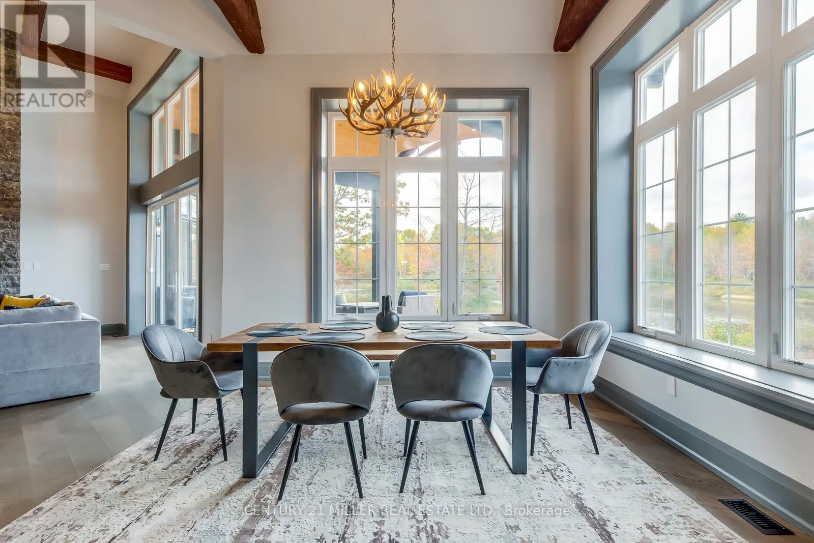 6 - 4805 MUSKOKA DISTRICT 169 ROAD