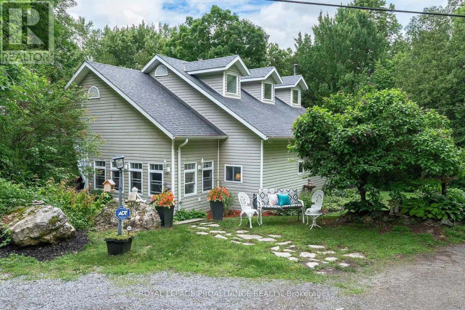 17B HUGHES LANE
