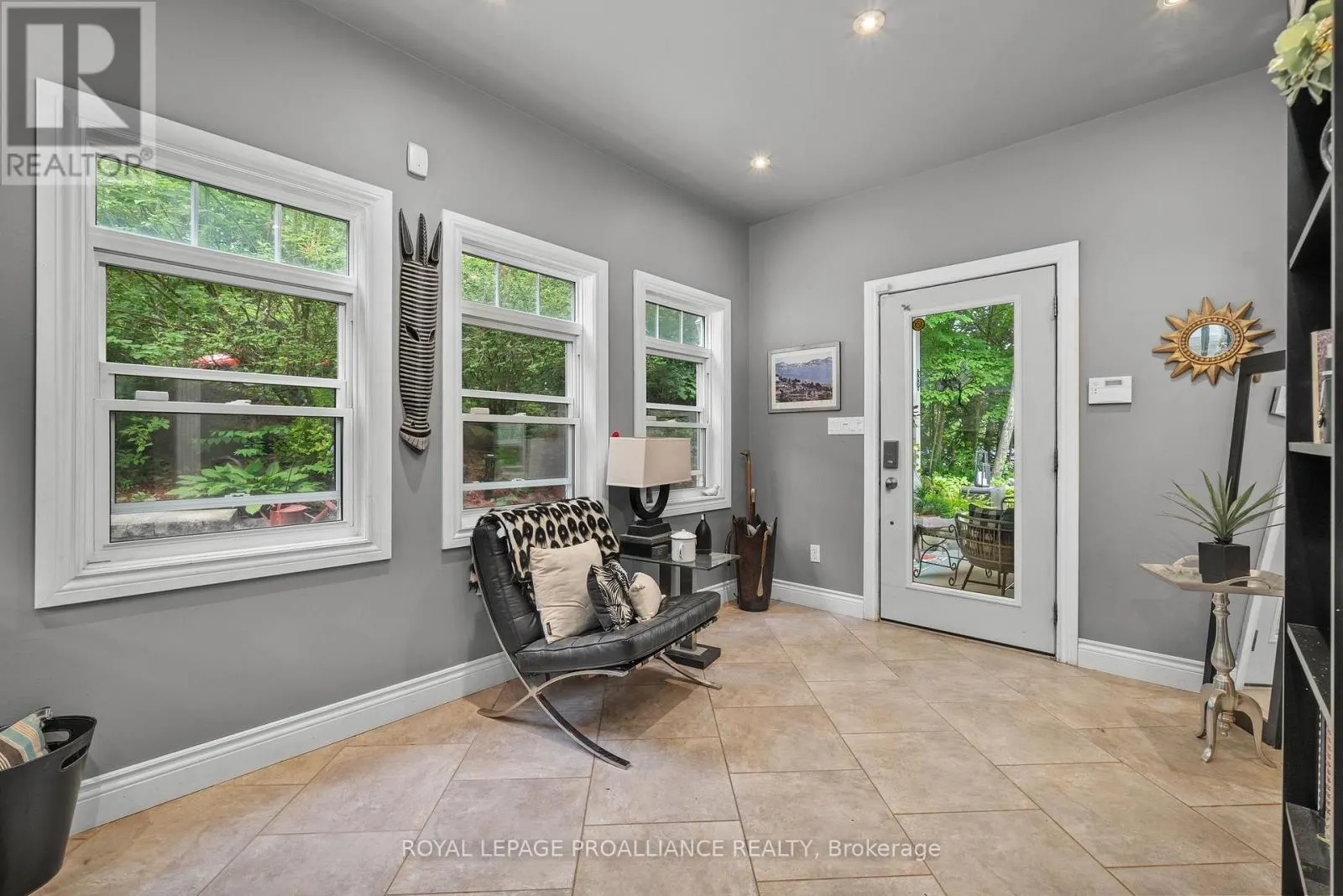 17B HUGHES LANE