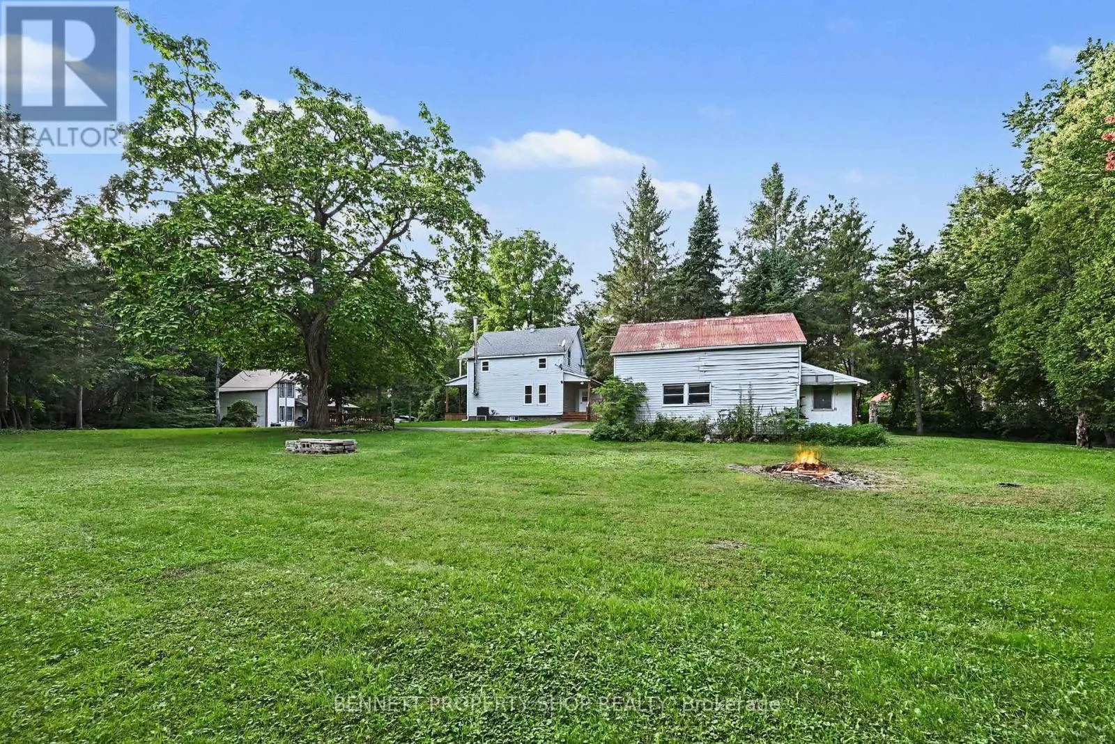 6107 3RD LINE ROAD
