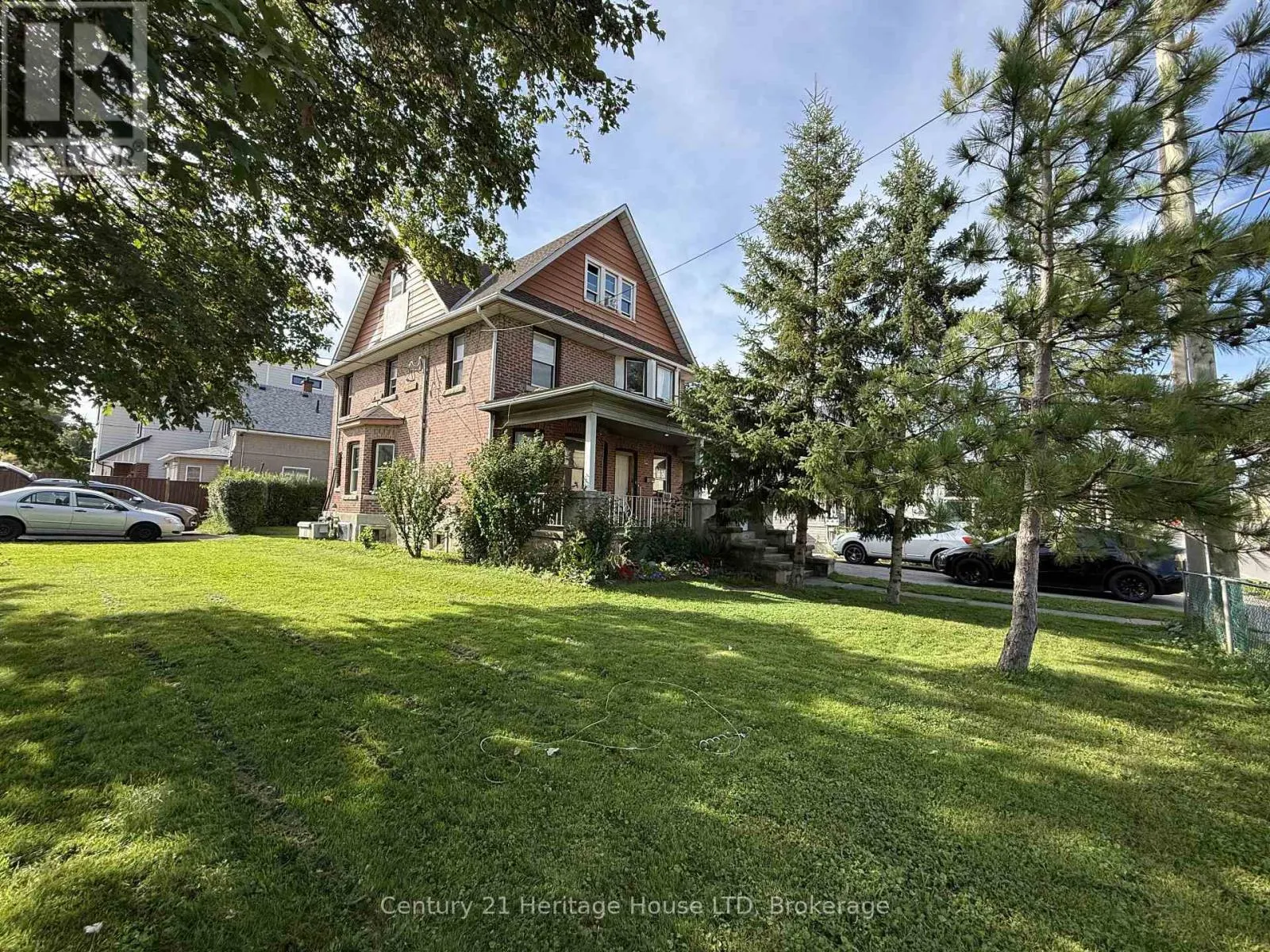 31 PINE STREET N