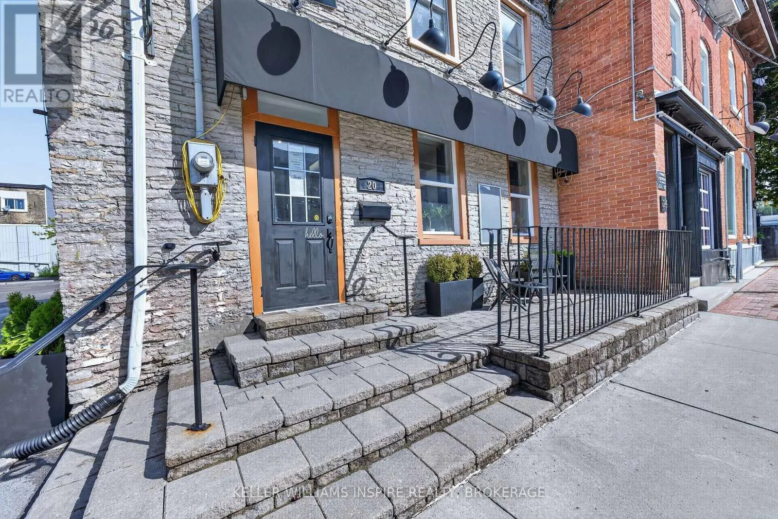 20-30 VICTORIA AVENUE