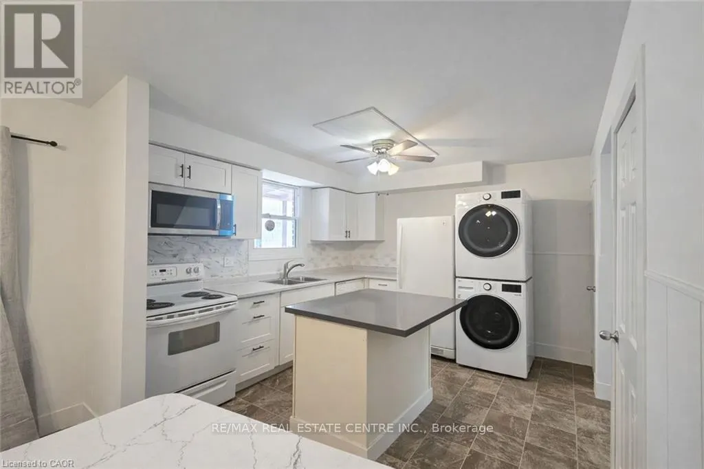 92 COPPERFIELD CRESCENT