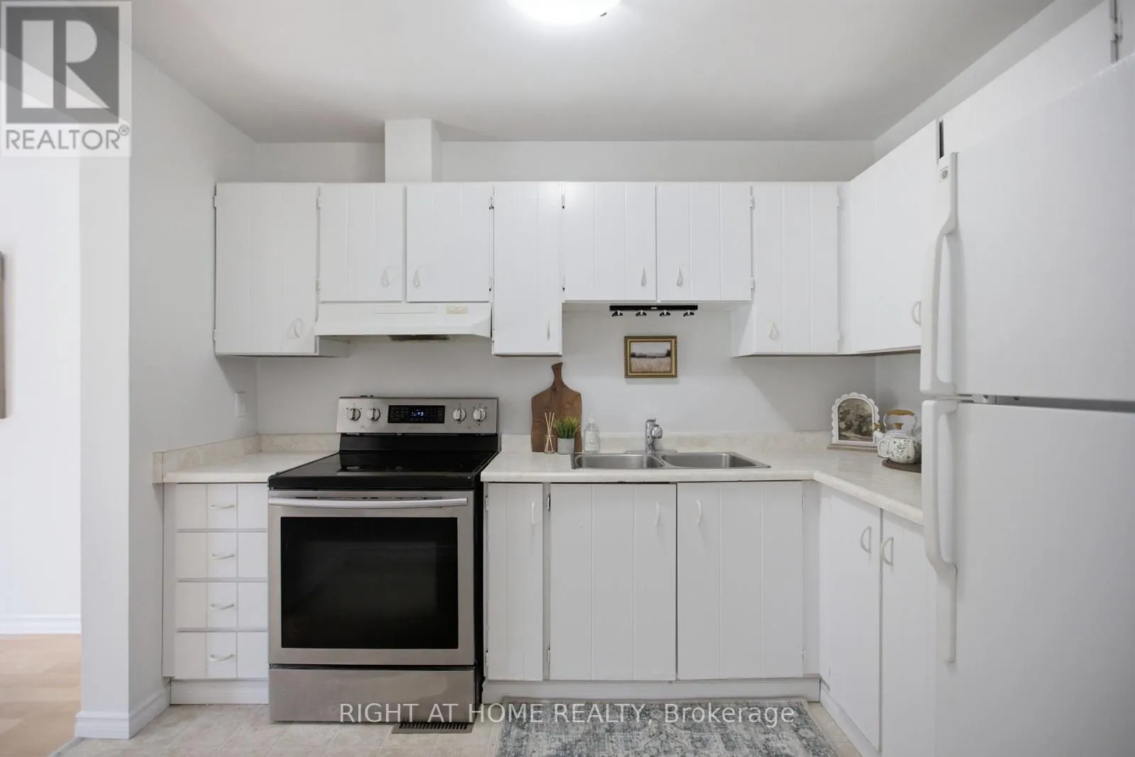 8 - 107 CASTLEFRANK ROAD