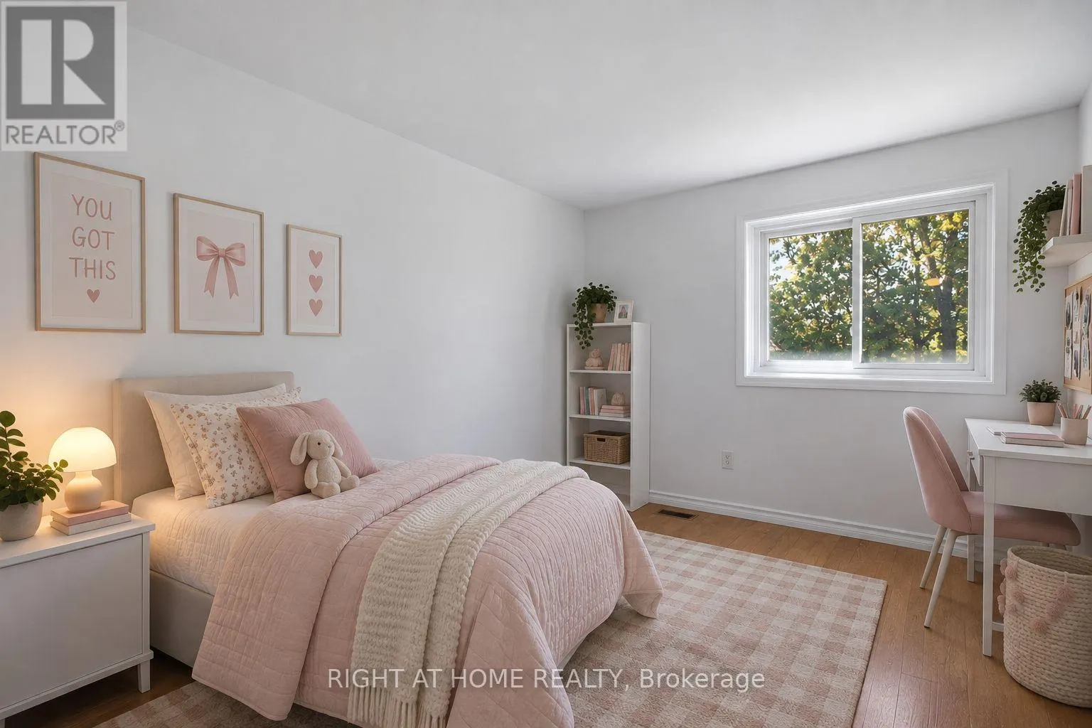8 - 107 CASTLEFRANK ROAD