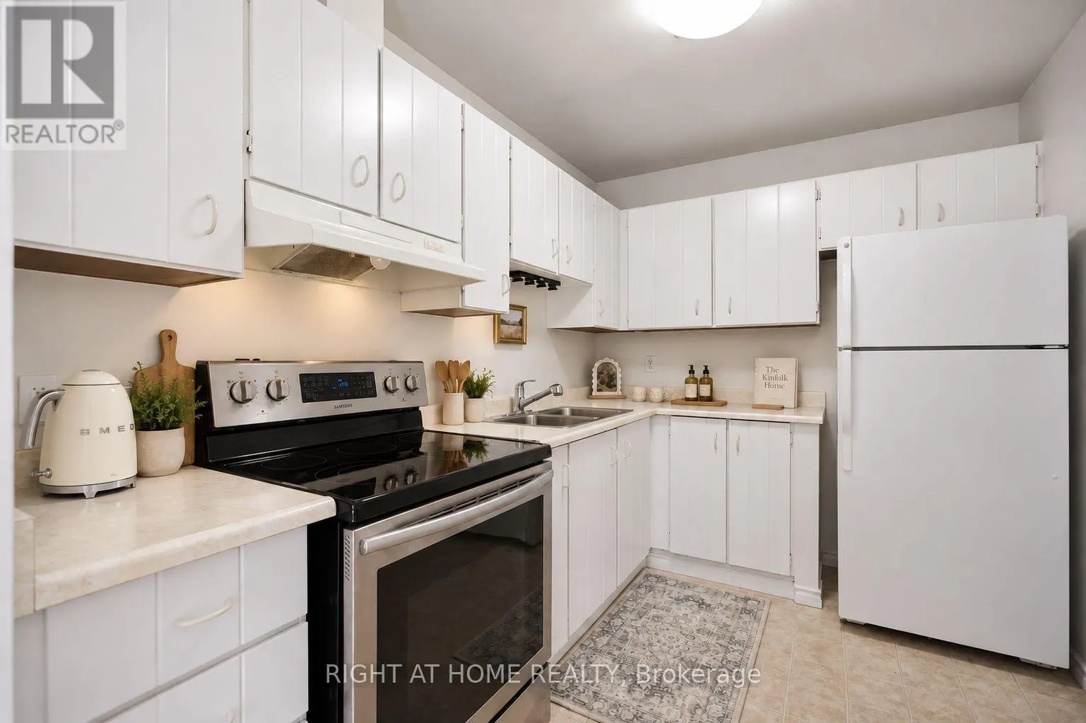 8 - 107 CASTLEFRANK ROAD