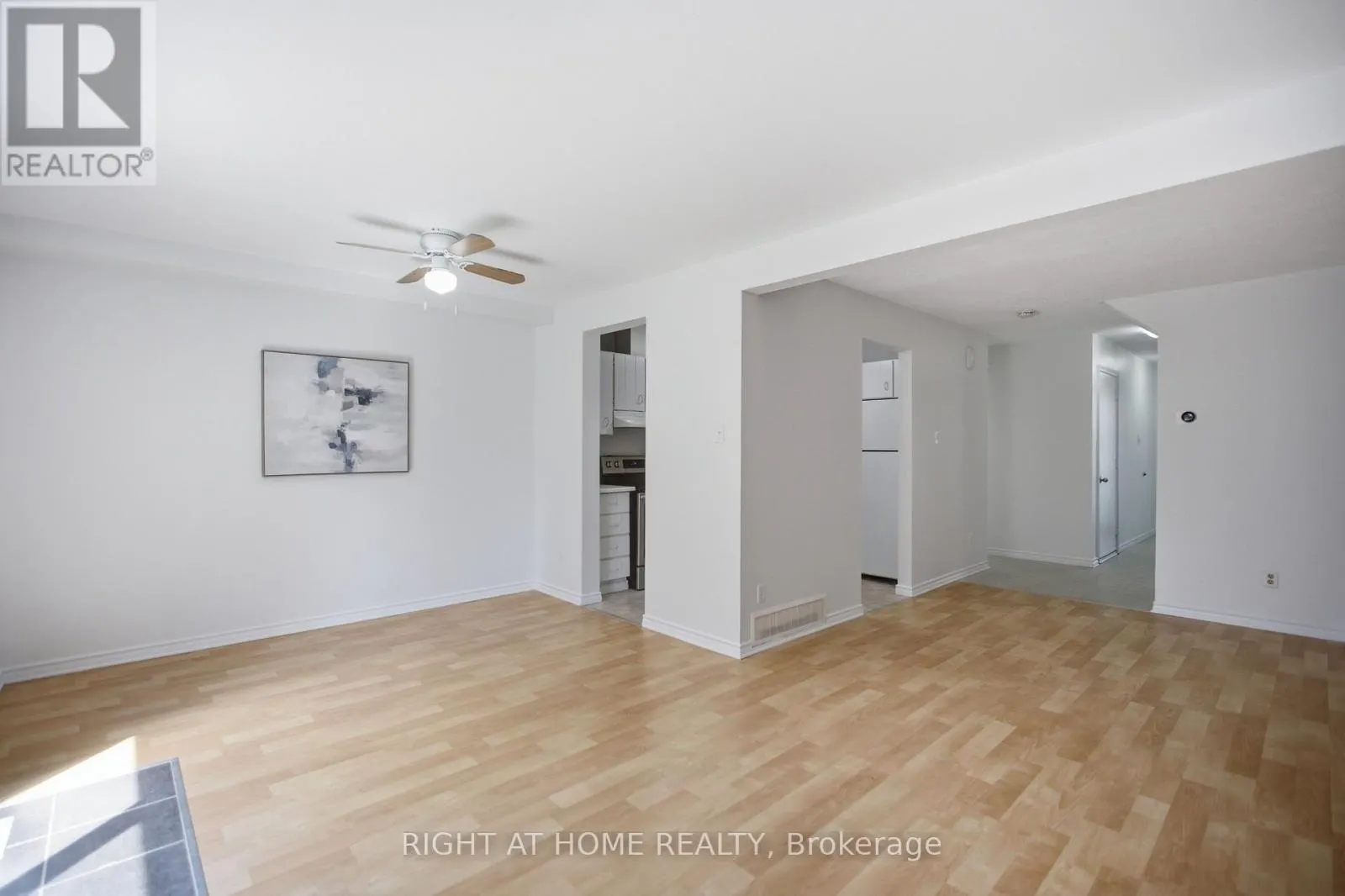 8 - 107 CASTLEFRANK ROAD
