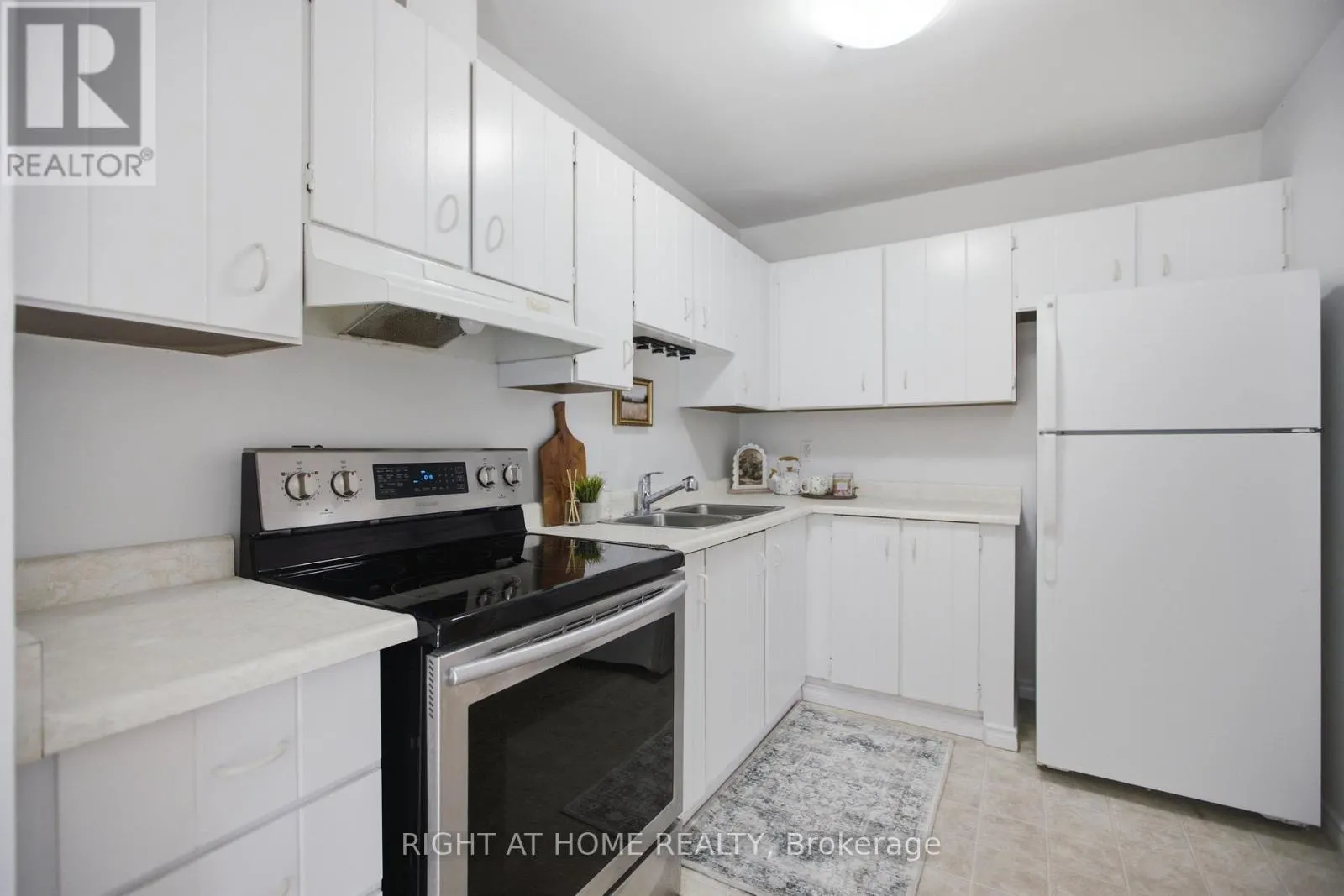 8 - 107 CASTLEFRANK ROAD