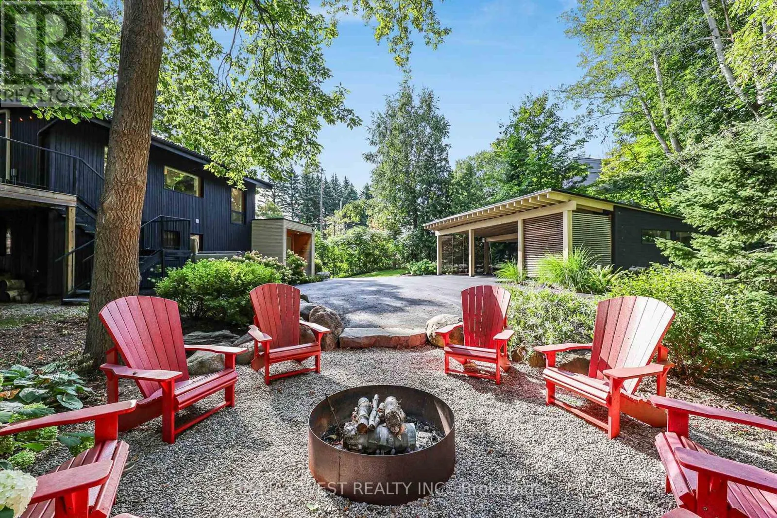 112 KITZBUHL CRESCENT