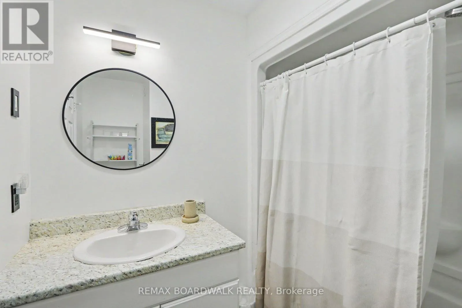 341 NEW STREET E