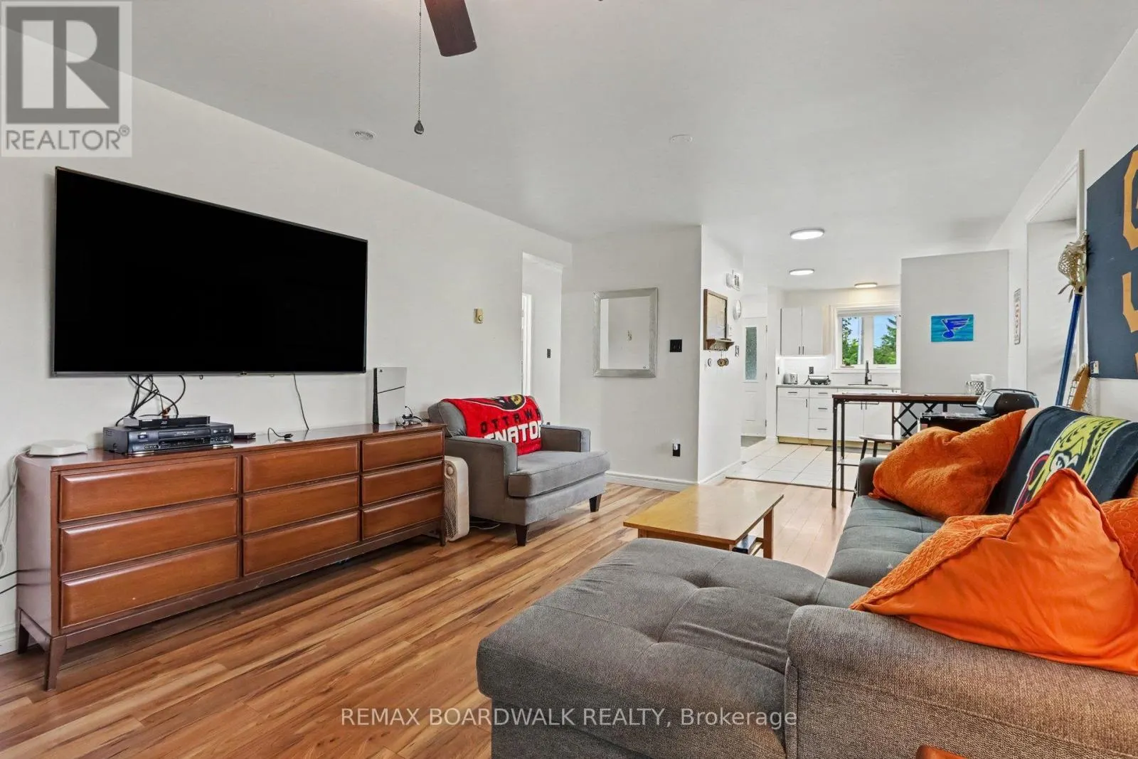 341 NEW STREET E