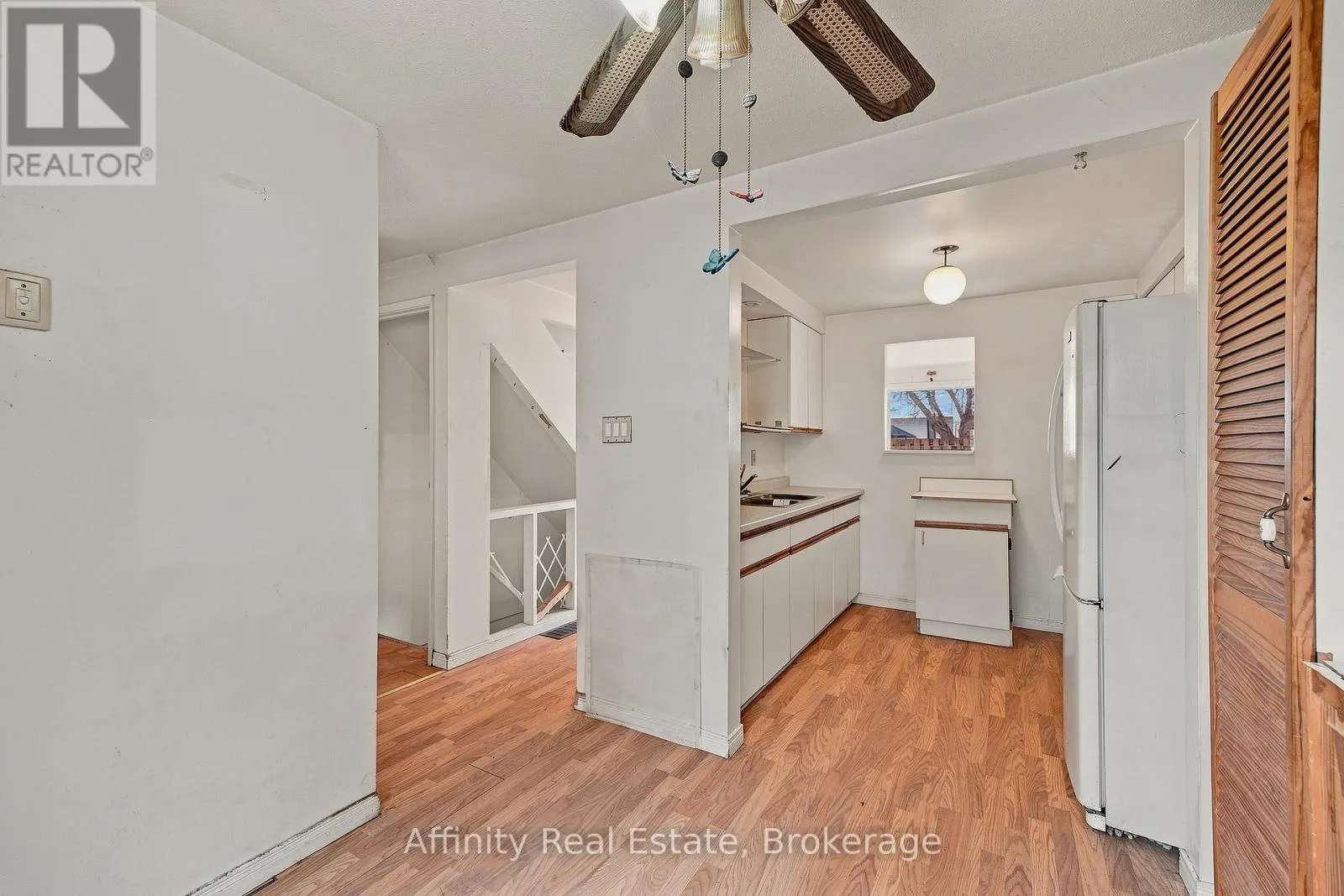 10 - 487 ELGIN STREET N
