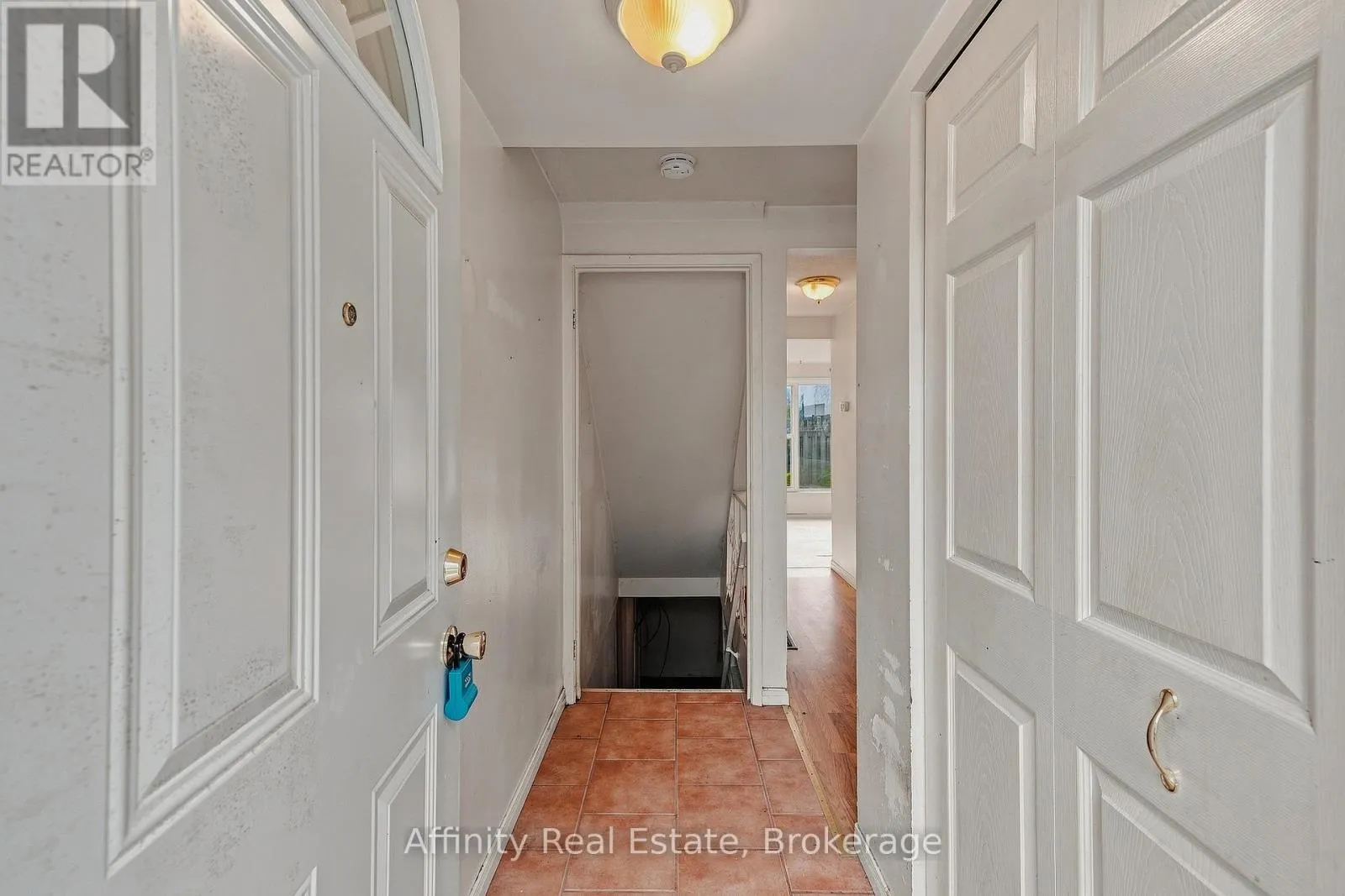10 - 487 ELGIN STREET N
