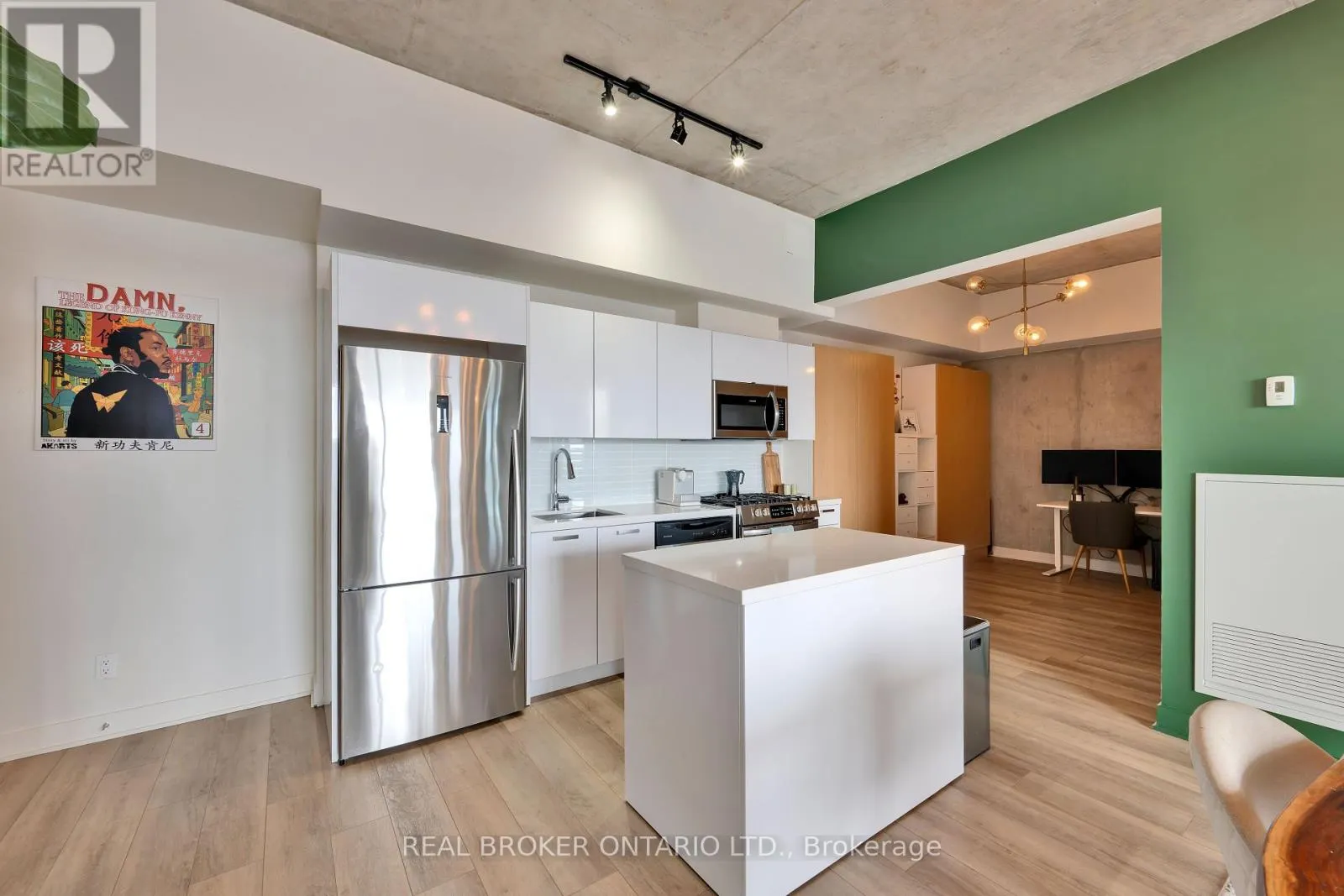 703 - 203 CATHERINE STREET