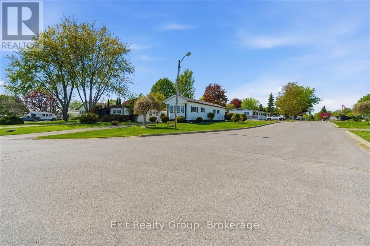 5 CHAPEL BOULEVARD