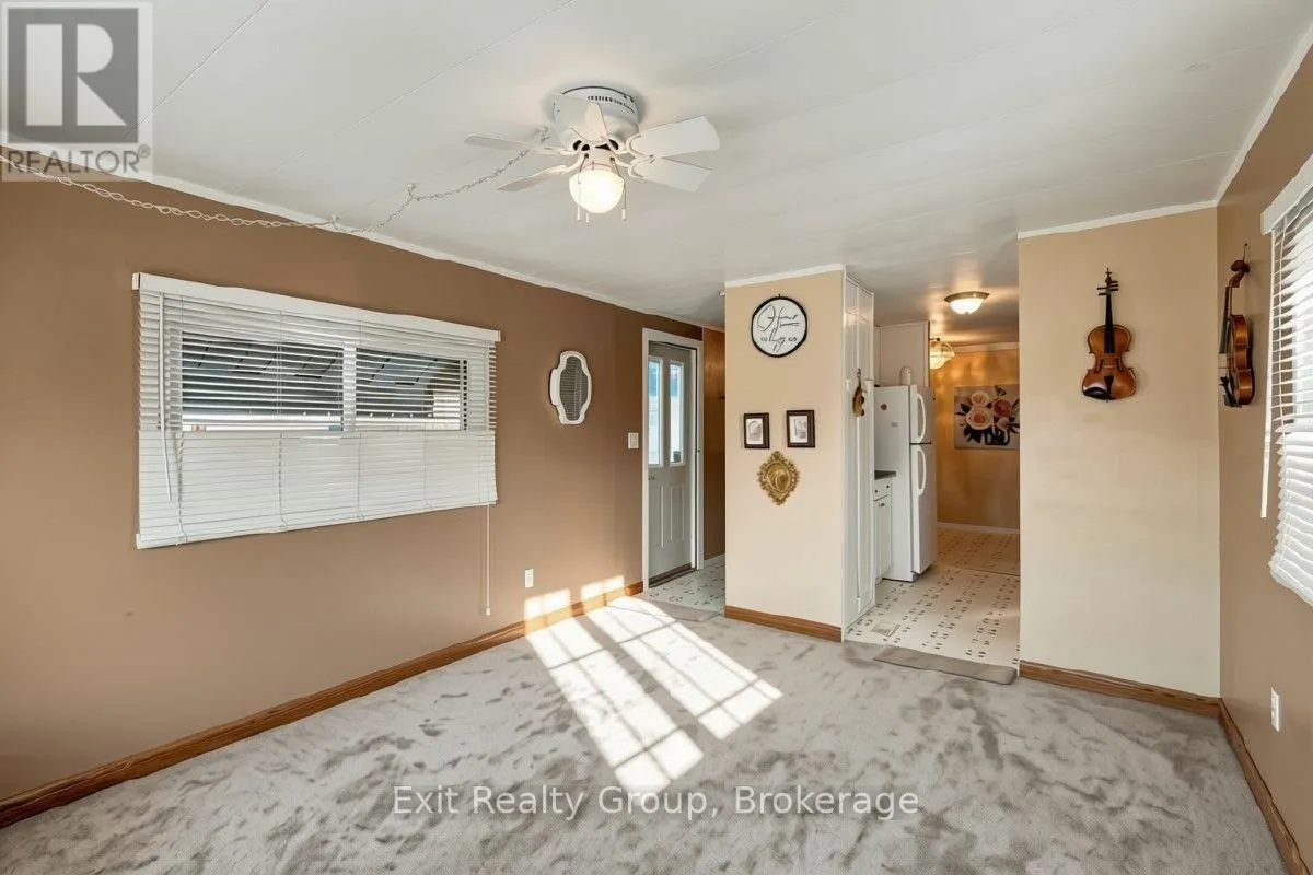 5 CHAPEL BOULEVARD