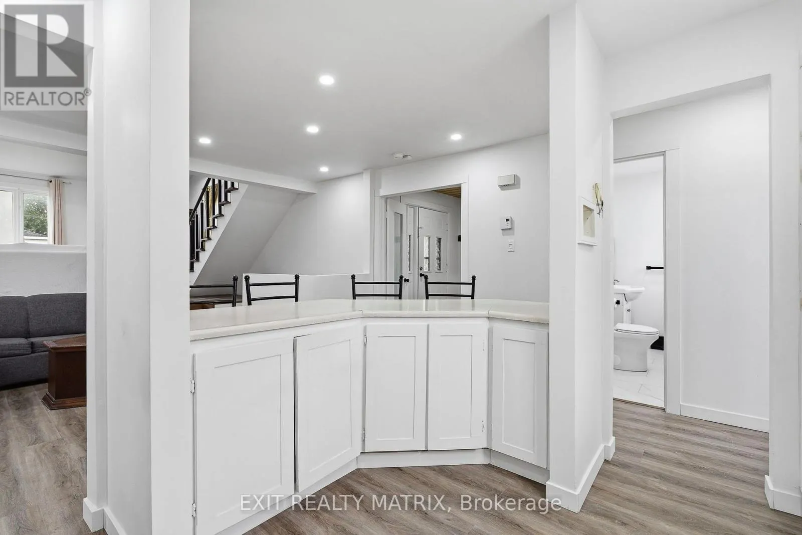 293 KITCHENER STREET