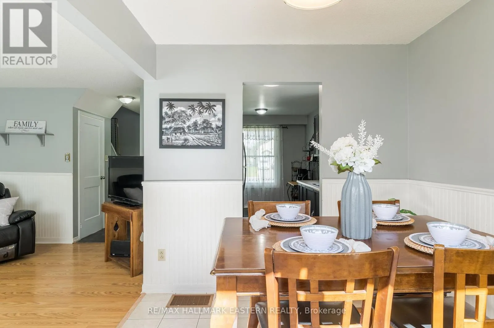 1222 HUNTINGTON CIRCLE