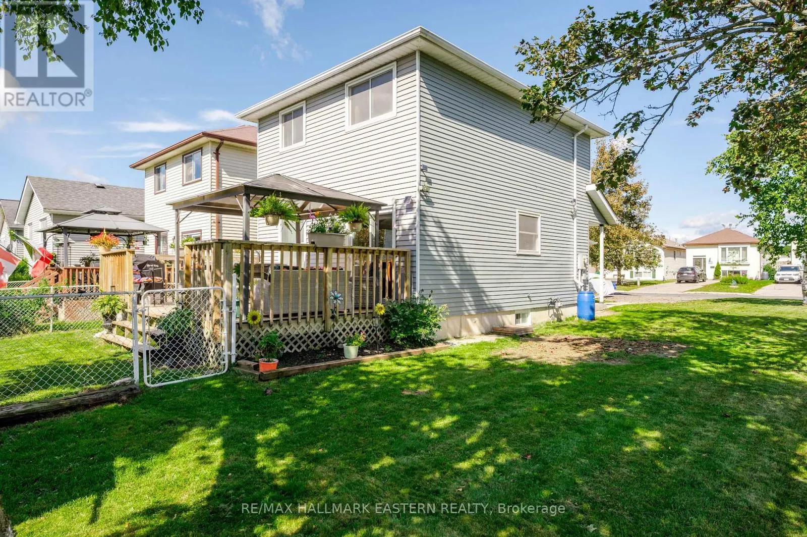 1222 HUNTINGTON CIRCLE