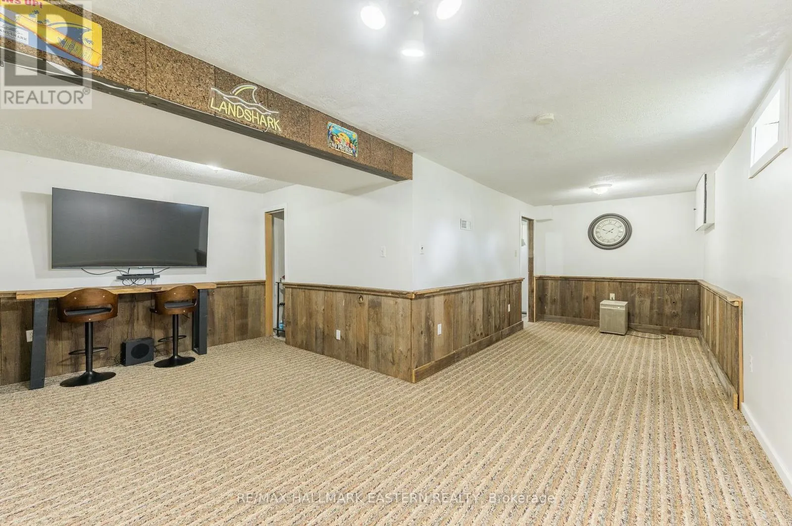 1222 HUNTINGTON CIRCLE