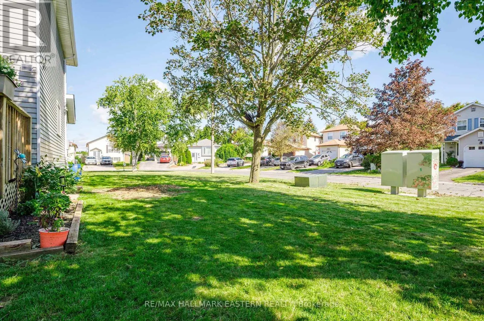 1222 HUNTINGTON CIRCLE