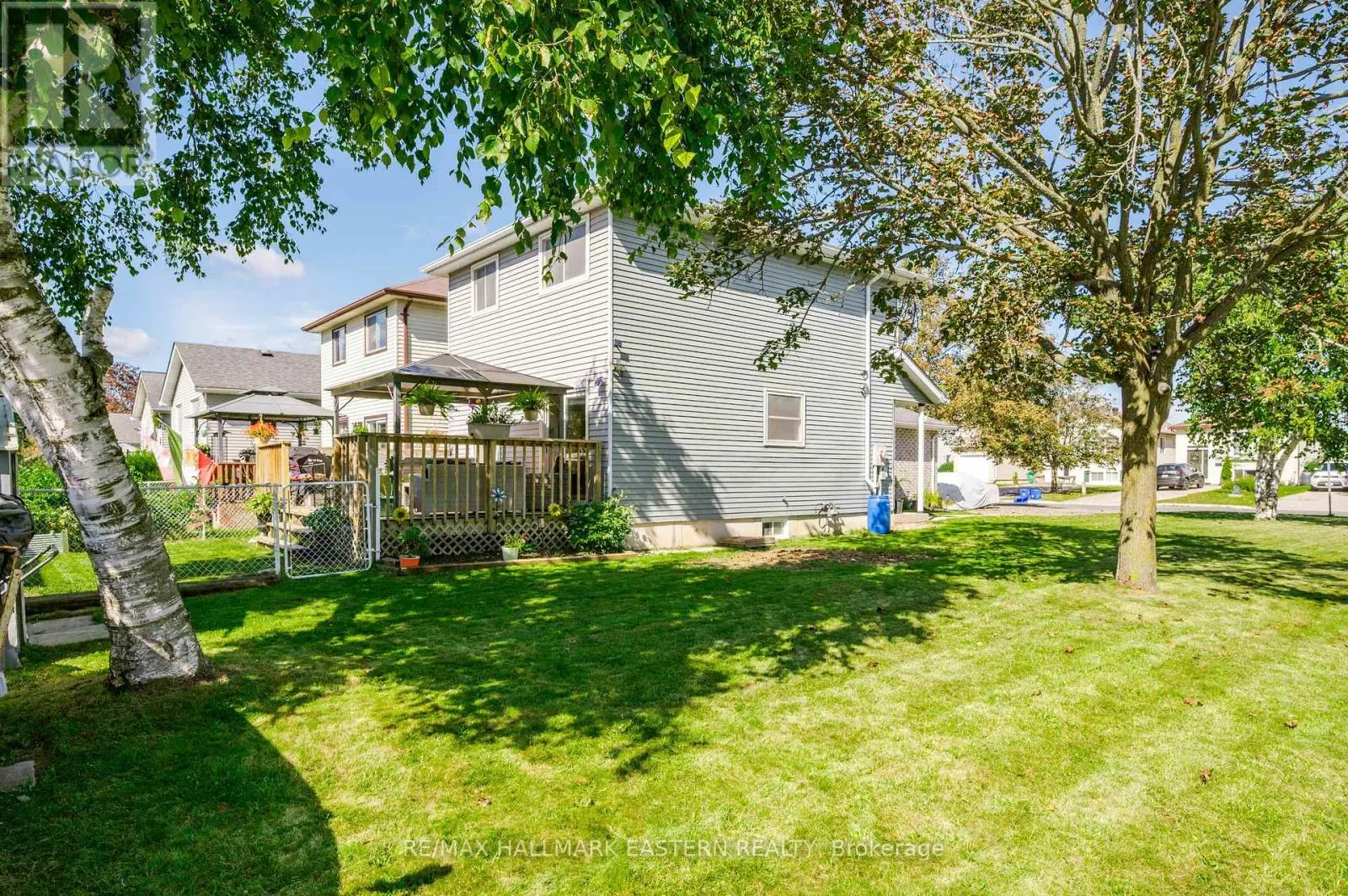 1222 HUNTINGTON CIRCLE