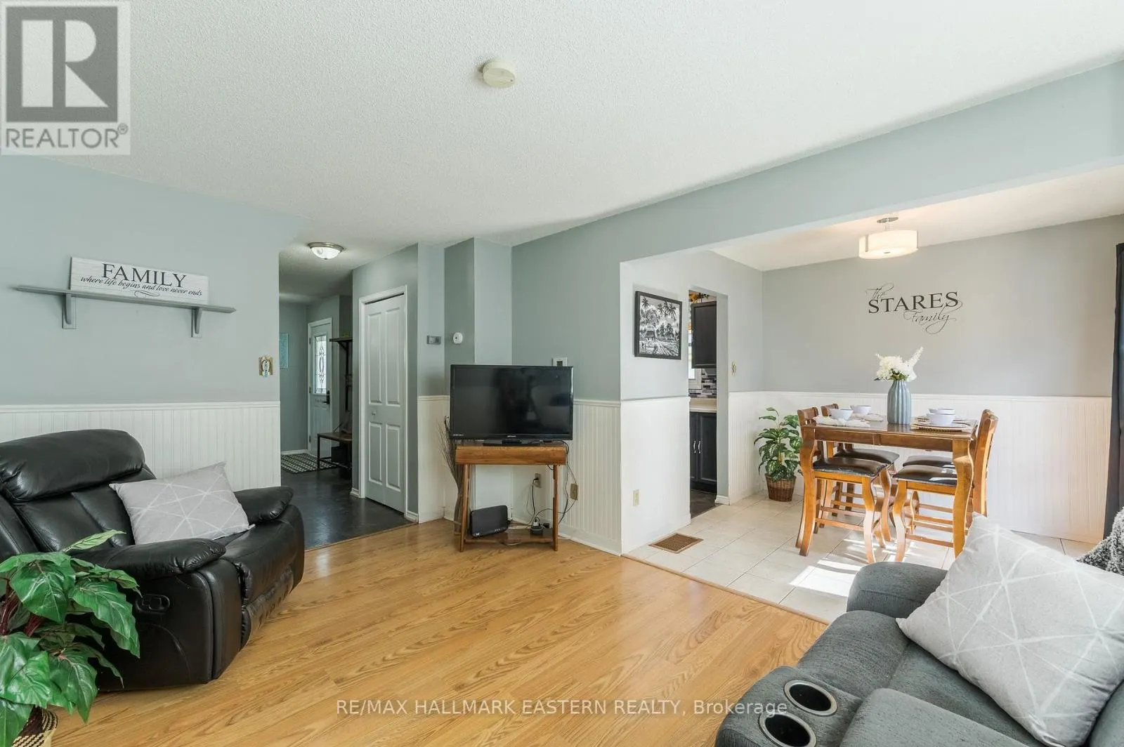 1222 HUNTINGTON CIRCLE