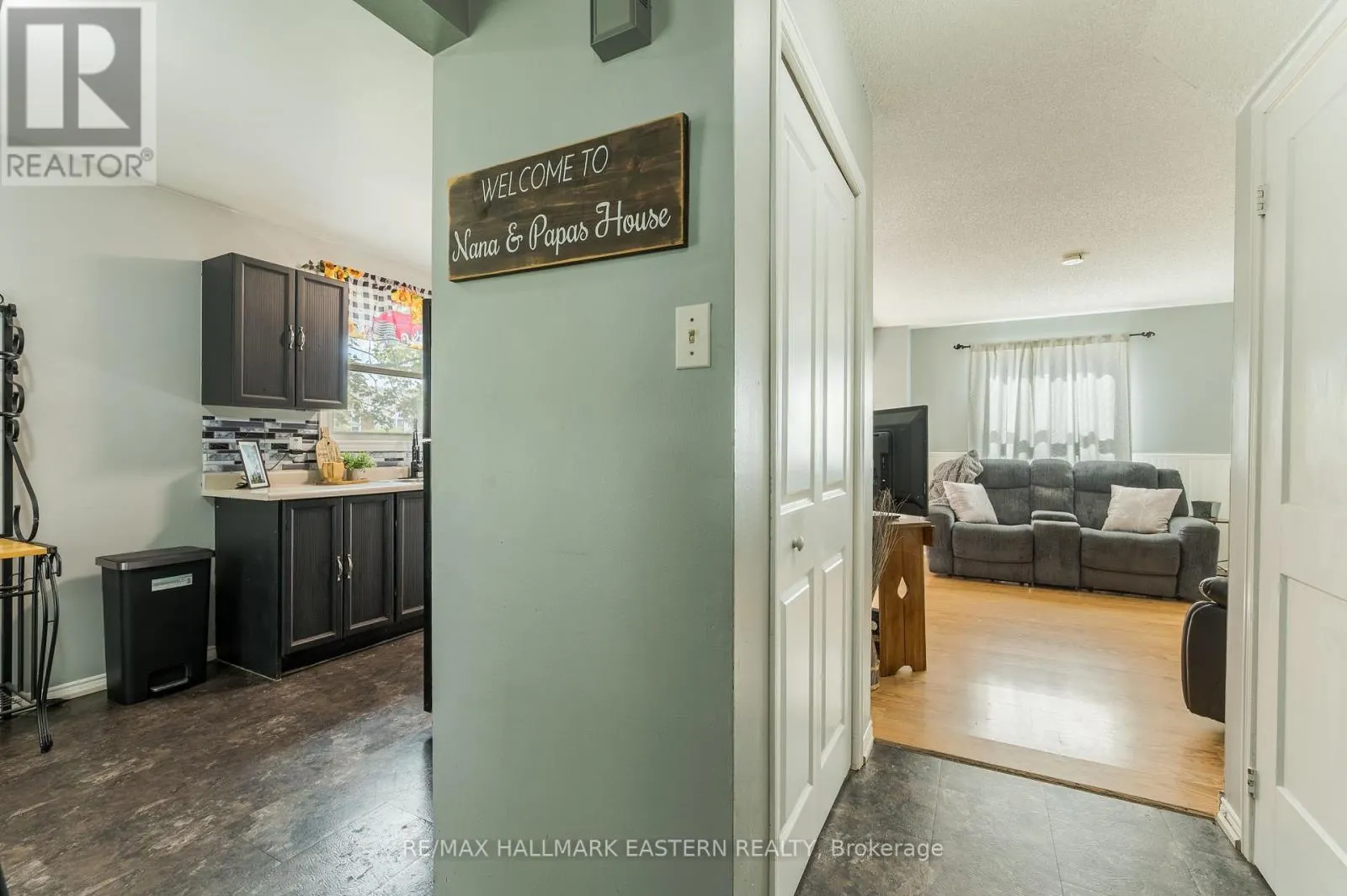 1222 HUNTINGTON CIRCLE
