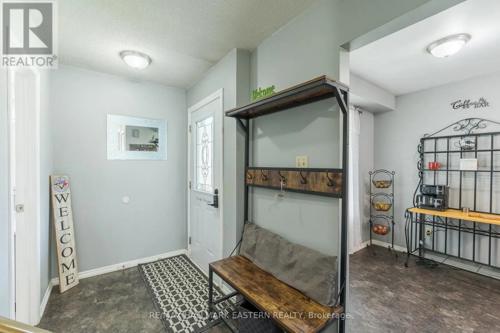 1222 HUNTINGTON CIRCLE