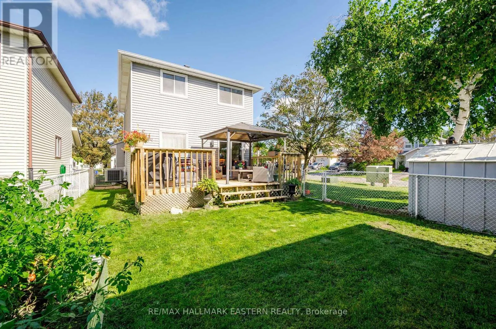 1222 HUNTINGTON CIRCLE