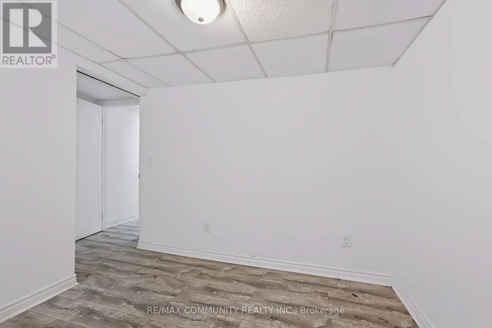 123 ROLLINS DRIVE