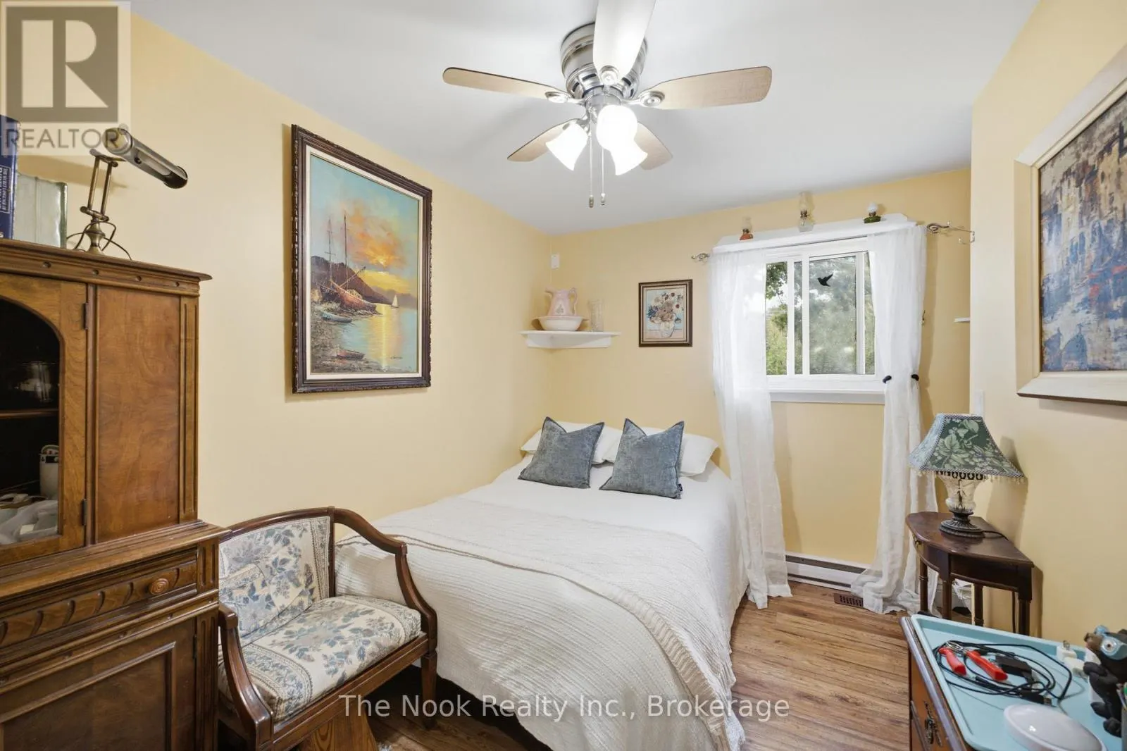 6 CEDAR TERRACE