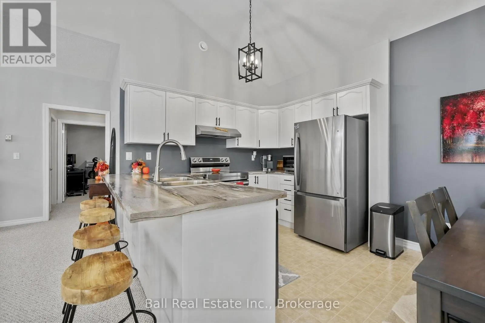 303 - 1055 BIRCHWOOD TRAIL #303