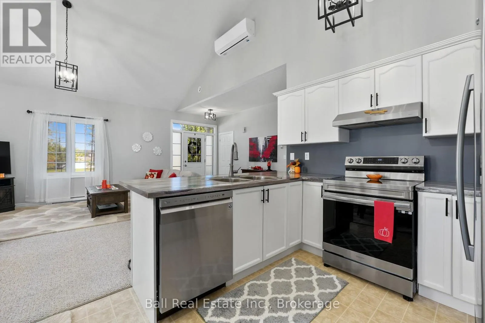 303 - 1055 BIRCHWOOD TRAIL #303