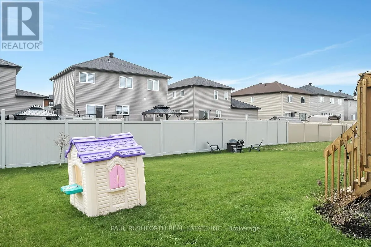 624 GENEVA CRESCENT