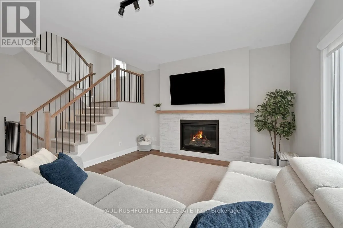 624 GENEVA CRESCENT