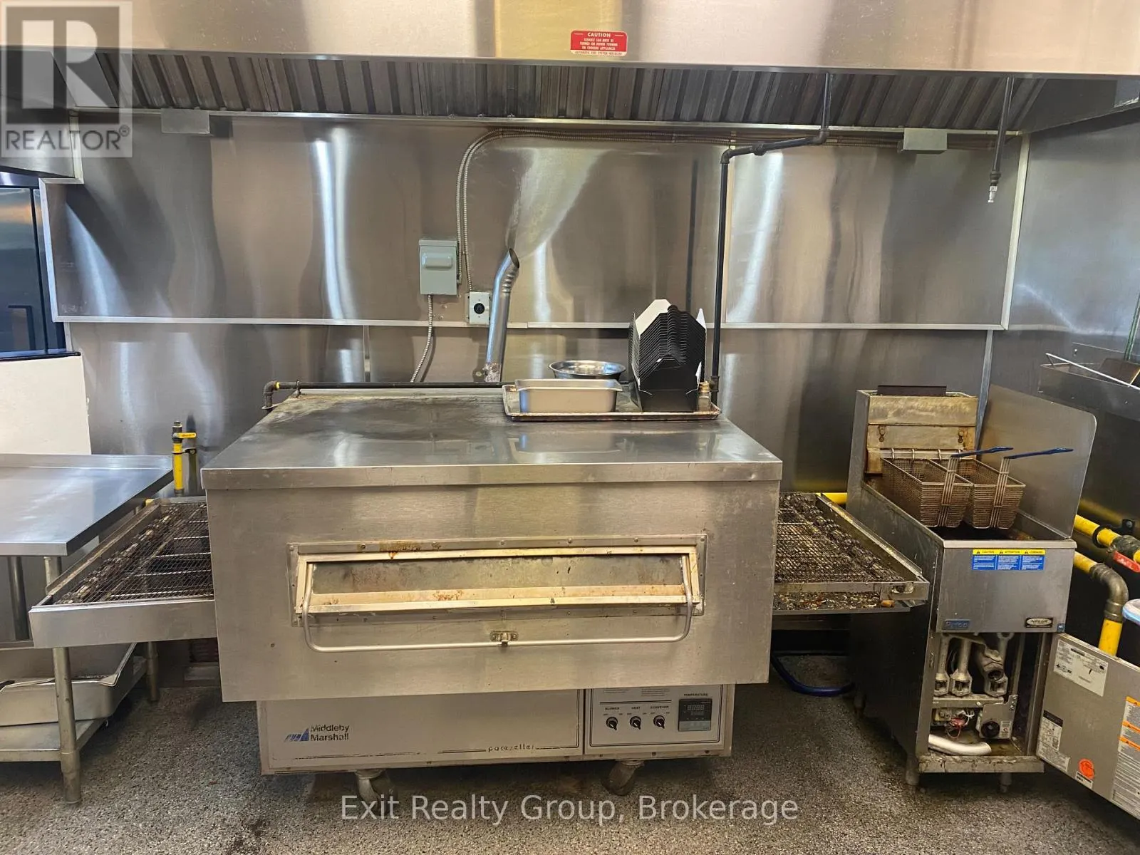 UNIT 4 - 391 DUNDAS STREET W #Unit 4
