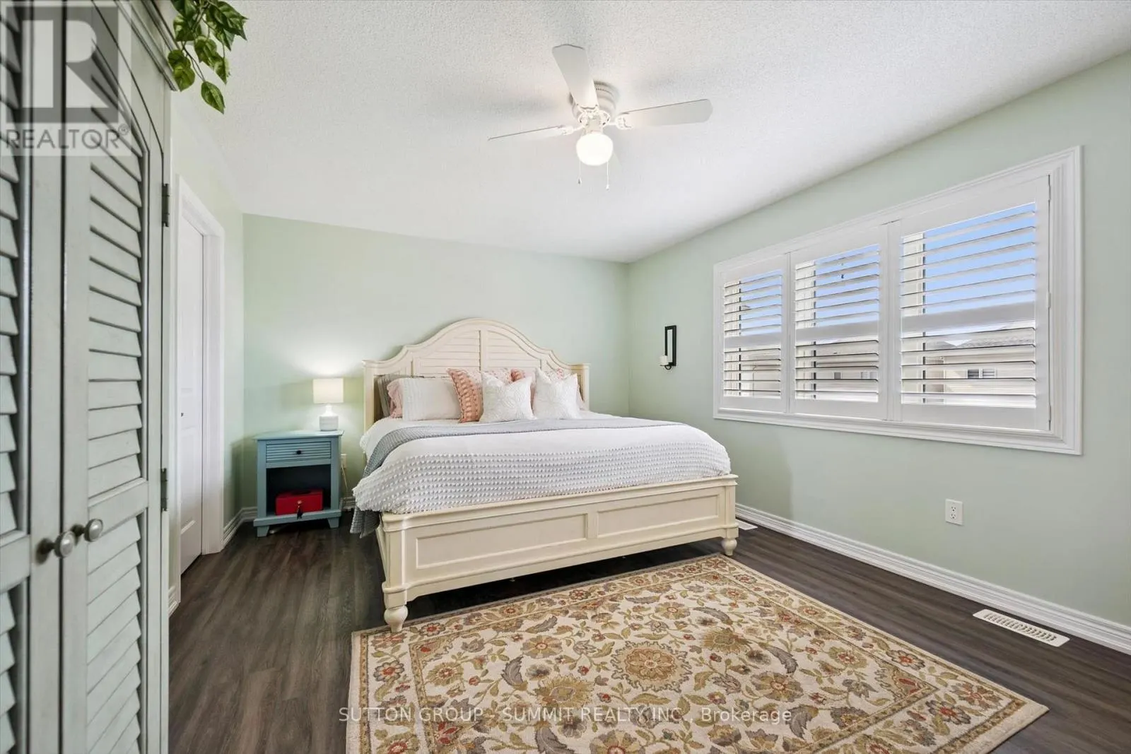 67 HARPIN WAY W