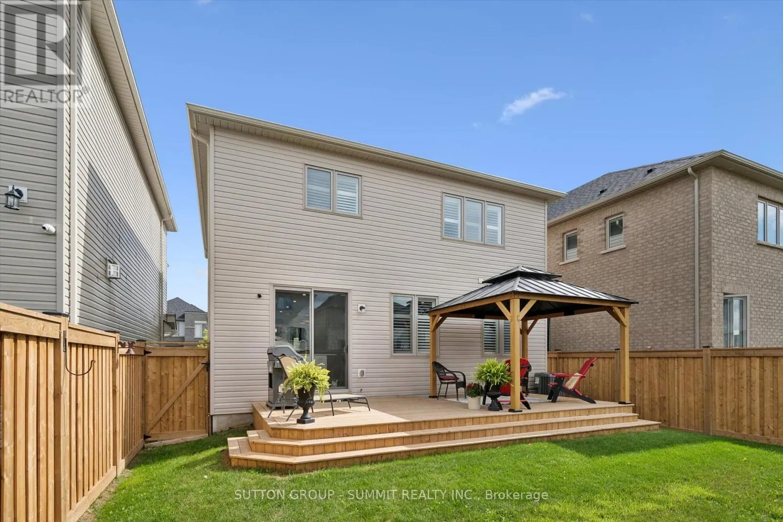 67 HARPIN WAY W