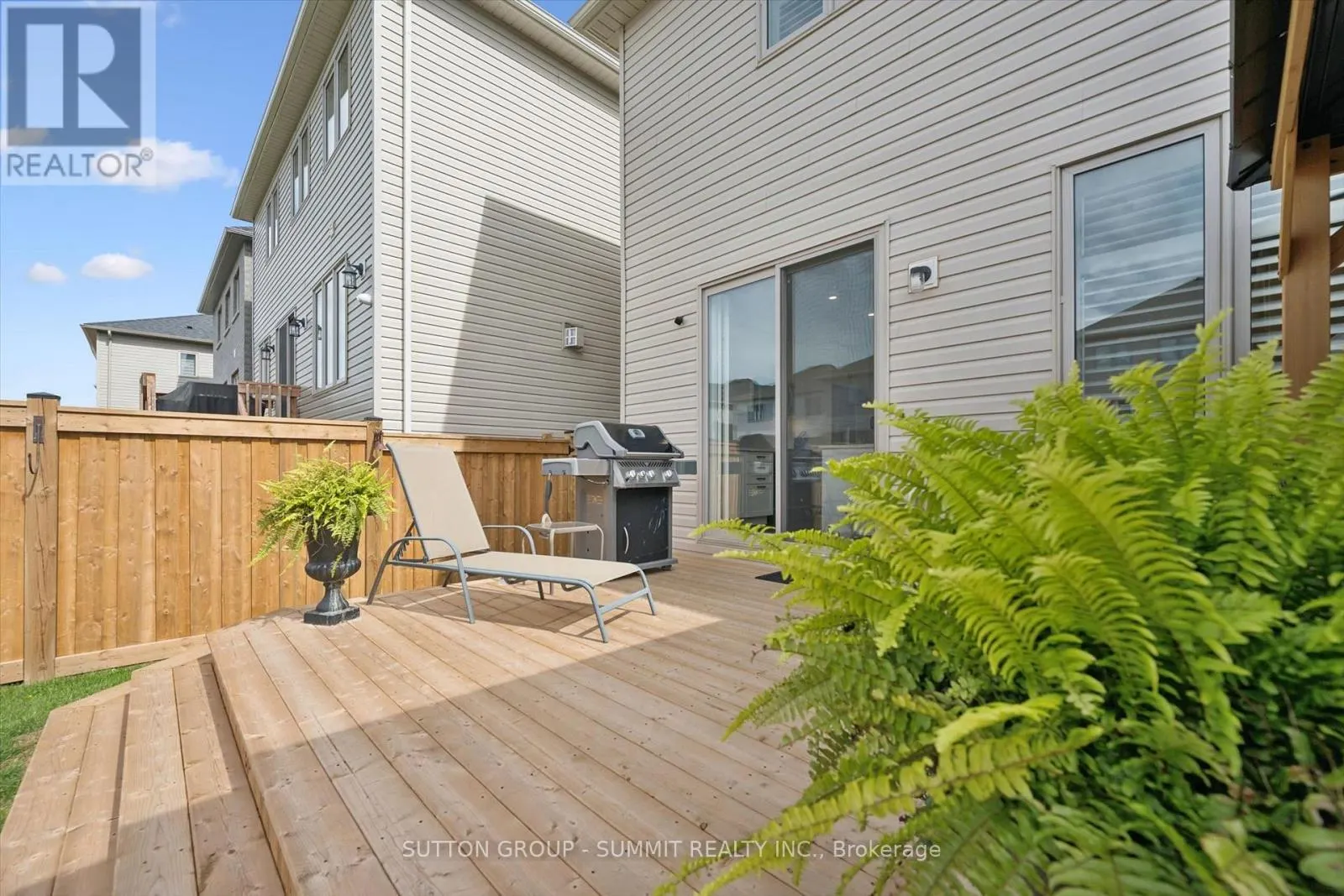67 HARPIN WAY W