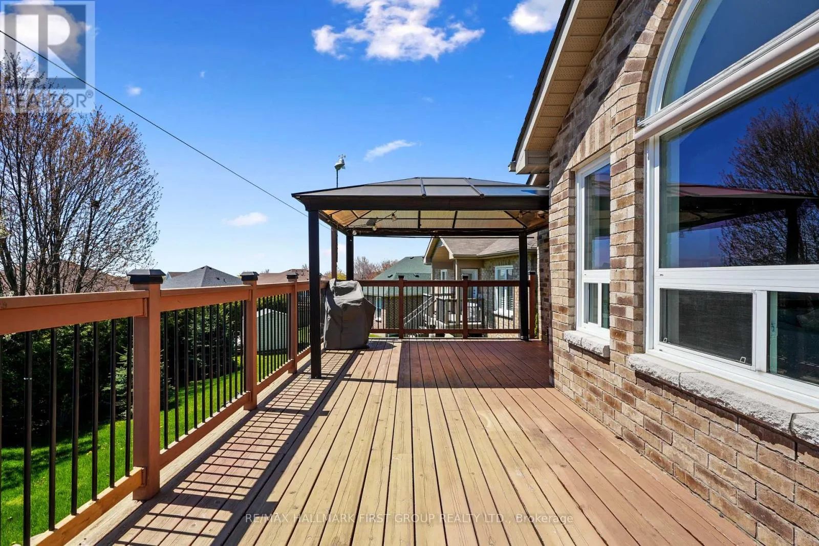 1226 ASHLAND DRIVE